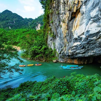 洞海出发：Phong Nha Cave与黑暗洞穴全日游
