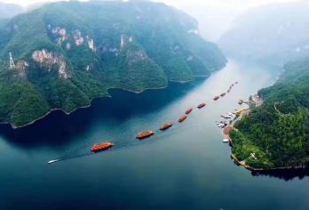 【2至8人私家包团】清江画廊+武落钟离山+倒影峡一日游【[出行无忧]臻选VIP私家团出游，一单一团，不拼游客，行程当天酒店/东站免费上门接送，安心出游！】