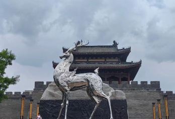 西安白鹿原影视城+白鹿仓+关中民俗博物纯玩包车一日【亲子游】【景点可自由搭配组合，参观不限时间 睡醒出发 随走随停】