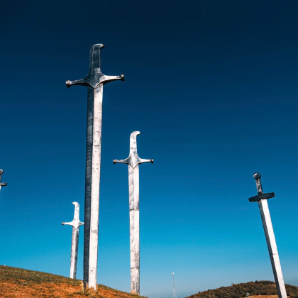 第比利斯包车一日游：纪事纪念碑+主教座堂+圣剑山+第比利斯海