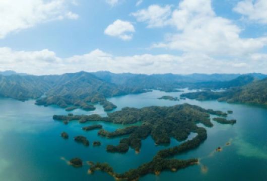 从黄山市出发：太平湖芙蓉谷包车一日游【不用拼车，专享包车自由出行!】