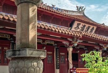 泉州开元寺半日游【2-15人小团+深度讲解】【[品质保障]优选商品，品质拒绝购物 、无自费】