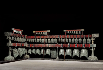 黄鹤楼+湖北省博物馆+东湖生态旅游风景区+武汉大学+长江大桥【经典路线，本地导游，打卡各种特色景区。含耳机讲解省博，vip服务，本套餐含车辆服务，三环内上门接送】