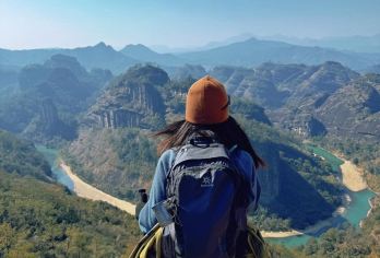 武夷山轻户外徒步路线·岩骨花香+天心问禅漫游道1日游【度假区酒店专车上门接送，因地制宜沉浸式户外初体验、享受轻户外旅行的乐趣；】