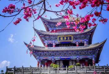 大理古城-丽江古城【大理古城出发到丽江古城 商务拼车或包车】【高速直达：每天发班多次，准点到达，全程高速直达，诚信经营！】