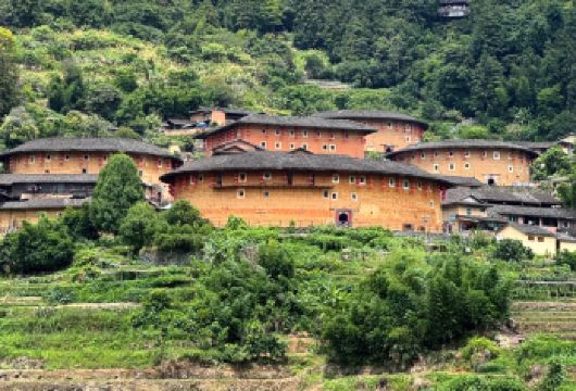 云水谣古镇+田螺坑土楼群一日游【赠登楼+纯玩】【[贴心服务]纯玩5-6小时，赠送登楼。】