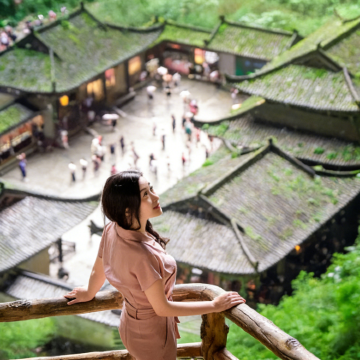 【赠游船】重庆武隆天生三桥+龙水峡地缝+乌江【8人内航空车】