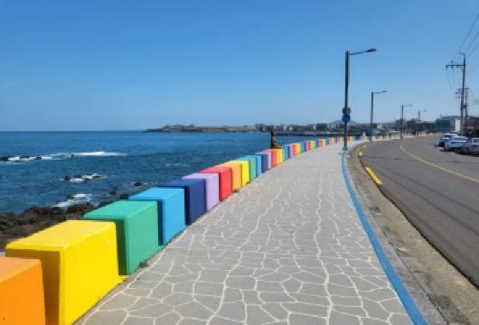 济州岛新西南打卡包车游 中文司兼导+线上VIP客服全程护航【济州岛9小时包车 中文司机+中文管家，全程VIP臻享服务，9小时足量时长，细节拉满，出行无忧超靠谱】