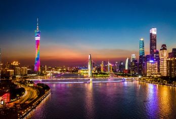 私家小团上门接送|广州博物馆或黄埔军校+陈家祠+白云山一日游【私家旅行：一单一团，不拼客，专属旅行 品质服务：5/7座小车上门接送，专职司机护航】