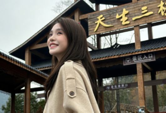 武隆天生三桥+龙水峡地缝+乌江画廊（涪陵段）一日游【[小团出行]2-8人精品纯玩小团，本地人向导带您玩，更轻松自在！】