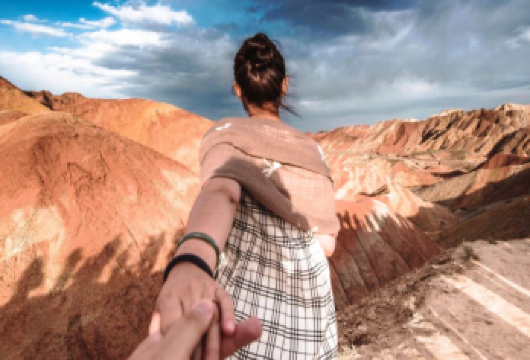 张掖马蹄寺+七彩丹霞一日游【/随时停/看日落/轻松拍】【宽松小团，车内宽敞，旅途自由，市区上门接送。】