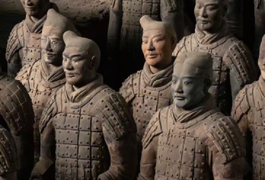 陕西历史博物馆+秦始皇陵兵马俑 一日游-可中英文服务【参观以“周秦汉唐”四朝文明定鼎天下的陕西历史博物馆】