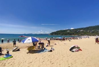 私家团包车游+深圳大梅沙+中英街+地王观光+南头古城一日游【私家旅行：一单一团，不拼客，专属旅行 品质服务：车上门接送，专职司机护航】