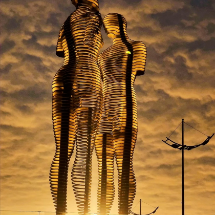 巴统：欧洲广场+ali&nino雕像+黑海海岸+植物园一日游