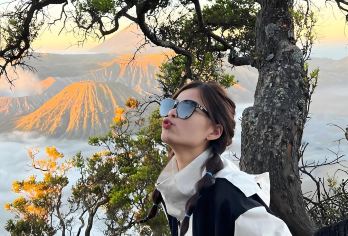 印尼泗水布罗莫火山一日游【1人起订拼团/专车观景台+吉普车】【独立专车线路/拼团纯玩团+网红树打卡+沙海吉普车拍照+泗水巴厘岛可定制+中文管家在线服务】