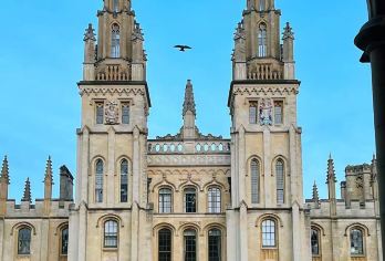 英国伦敦-牛津大学一日游【一站式覆盖核心与特色景点】