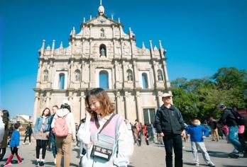 澳门境内半日包车游【可接急单|司兼向导上门接|单程接机送机】【网红打卡景点+上门接送+出发时间自由安排+司兼向导+行程可随意更改，希望您有一次愉快的旅游体验！】
