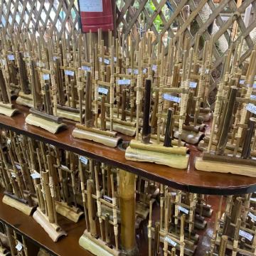 万隆覆舟火山+亚非会议博物馆+昂格隆世界非遗表演