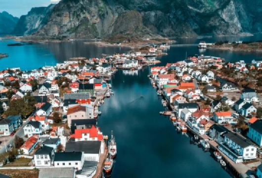 挪威奥斯陆往返基斯特福斯博物馆-蒂里湖可多日~包车【精选】【包车一日游，解锁旅行新方式！独立车辆配备经验丰富的老司机，为您量身打造专属行程。】