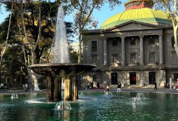 东南大学一日游【可约四牌楼/九龙湖校区＋自由参观漫步百年学府【[学术启蒙·助力成长] 特别适合亲子家庭！沉浸于浓厚的科研与学习氛围中，激发青少年对高等学府的向往】