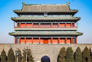 正阳门箭楼+天安门广场+故宫+景山半日游|可选多语种私家团【正阳门箭楼开放时间：09:00-17:00，箭楼官方有公益性讲解，自行打卡拍照参观！不含导游服务】