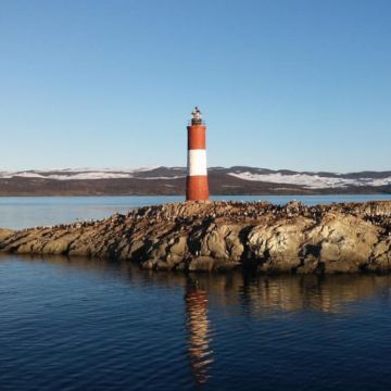 阿根廷乌斯怀亚比格尔海峡双体船巡游之旅 海狮岛/世界尽头灯塔