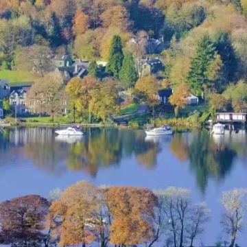 英国曼彻斯特出发：曼彻斯特大学+温德米尔湖乘船+鲍内斯小镇