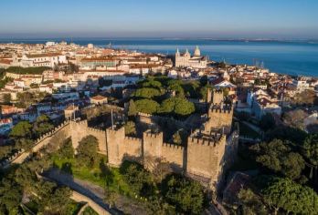 葡萄牙里斯本+圣乔治城堡+阿尔法玛区+热罗尼莫斯修道院【[里斯本一日经典]经典历史 + 贝伦区精华】