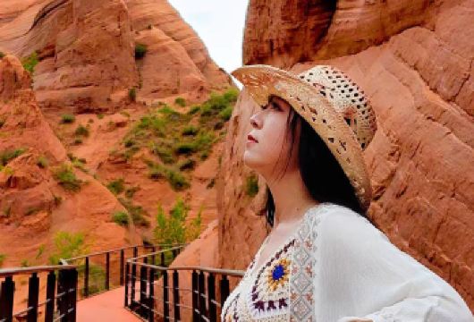 延安波浪谷景区一日游【包车一日游+时间自由】【享自由包车游】