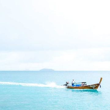 普吉岛007岛+攀牙湾长尾船一日游【含接送+午餐+皮划艇】