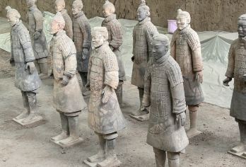 【16人精致团】西安兵马俑+丽山园+长恨歌/千古情一日游【[趣味讲解]为您深度讲解兵马俑景区，随车导游讲解丽山园，亲子出行收获满满。】