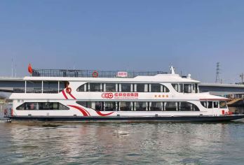 漓江风景名胜区+四星游船一日游【可选相公山/印象刘三姐】【漓江四星游船+豪华自助餐，漓江之旅不再枯燥乏味~】