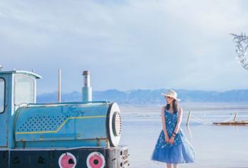 青海湖+茶卡盐湖+日月山【新车接送8人小团】【[景点优选、行程优化]我社凭借多年的服务经验，致力打造出更有性价比的旅行线路，“价格至优，服务至上”】