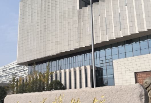 江西省博物馆快速入馆当日约含专业讲解・沉浸式解码赣鄱文明国宝【集合快速入馆 + 专属讲解：电子票刷证即进讲解专业度升级】