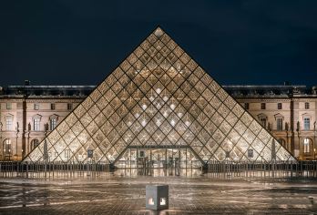 巴黎景点卢浮宫+蒙马特+凯旋门+埃菲尔铁塔+塞纳河包车1日游【专车接送｜1单1团｜时间自由｜行程可调｜接受定制】