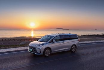 【烟台包车全新7座商务】养马岛+市区所有景点任选+1天9小时【安排全新车型，提高客人乘车体验】