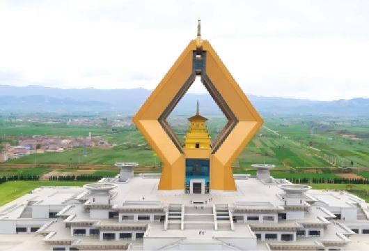 法门寺+乾陵一日游 三环内接早+赠午餐耳麦+懿德太子墓【[赠送景点]懿德太子墓-沉浸式解锁 “唐代地下宫殿”，感受唐代皇室陵墓的神秘与庄严】