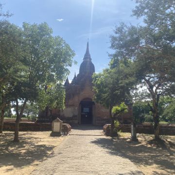 缅甸蒲甘阿南达寺，千座佛塔震撼之旅