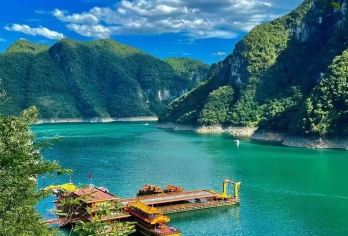 【2至8人拼小团】清江画廊+武落钟离山+倒影峡一日游【[服务保障]臻选2至8人VIP拼小团出游，多年旅游服务经验、当地优质司机为您的旅程保驾护航！】