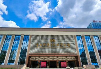 广西壮族自治区博物馆2H人工讲解 橄榄游●资深精讲 小包团【[橄榄游讲师团]他们博古通今，幽默睿智，善于挖掘文物背后的故事，用有趣的方式还原历史真相！】