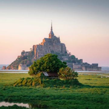 南特圣米歇尔山 +修道院+"奇迹楼"-中文司导上门接送包车游