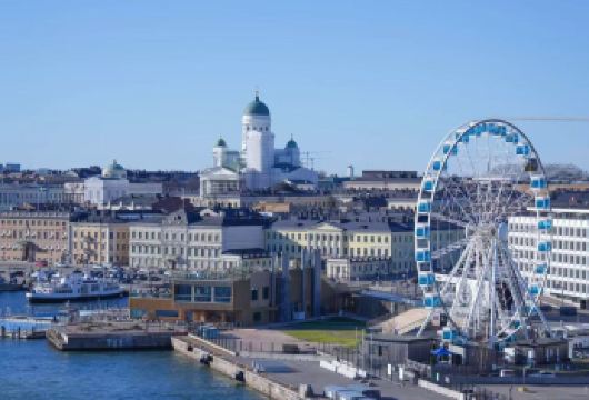 芬兰赫尔辛基市区打卡+波尔沃古镇一日游【中文私享包车】【尊享一对一高端行程定制，豪华包车专属礼遇，专业旅行顾问24小时恭候垂询。】