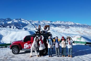 张掖巴尔斯雪山一日游【旅拍随行·门票优惠·可选丹霞】【专业越野车接送，安全舒适，无惧复杂路况】