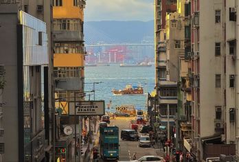 香港一日游【45人高端团港风线】+维港夜景+落日飞车+叮叮车【赠流量卡，多地出发+多行程搭配】