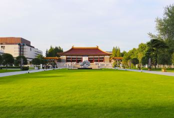 包团|人工讲解+南京博物院/侵华日军南京大屠杀遇难同胞纪念馆【[小团大团]均可选择；】