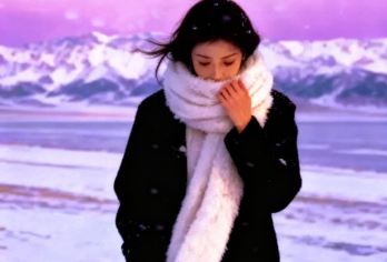 新疆伊犁+赛里木湖+果子沟大桥一日游【6人小团+自驾进入景区【[6人小团]安排5-7座车型，封顶6人，我们包含了门票+区间+环湖费用，游玩赛湖时间更久；】