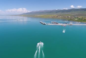 西宁+日月山+青海湖+金沙湾1日（真纯玩|无套路|服务好）【车辆15%空座率，严选安全舒适车辆，优秀当地老司机，熟悉路况，安全驾驶，服务态度好，真诚待客。】