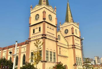 山东菏泽水浒好汉城+孙膑旅游城一日游可英文服务【可提供英文及小语种导游服务-往返接送-可选导游-可代订门票】