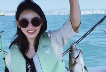 惠州双月湾快艇包船 海钓/捕鱼/夜钓鱿鱼 鱼获可带走纯玩【[海钓/捕鱼/远海风车塔海钓/ 多套餐选择~]】