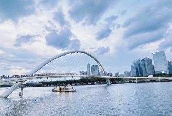 私家小团上门接送|广州黄埔军校+标志景点+外观广州塔一日活动【私家旅行：一单一团，不拼客，专属旅行；品质服务：5/7座小车上门接送，专职司机护航】